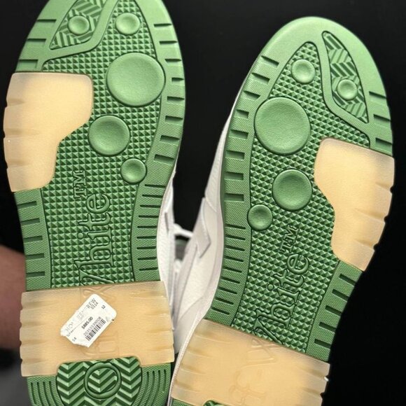 Off-White OOO Sneakers - Picture 4 of 6